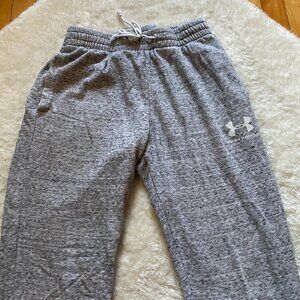 Men’s Under Armour jogger sweatpants, grey, size Large